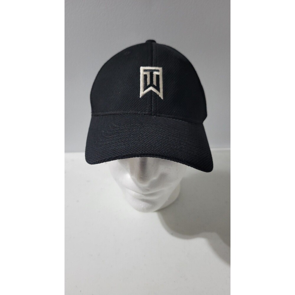Tiger Woods Fitted Black Golf Hat Size M/L
